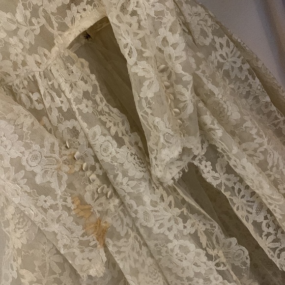 Kathleen Hughes Vintage Lace Dress from the estate of Kathleen Hughes - Picture 3 of 9